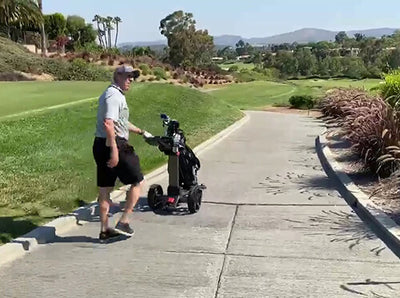 Automatic Golf Caddy with Caddy Master
